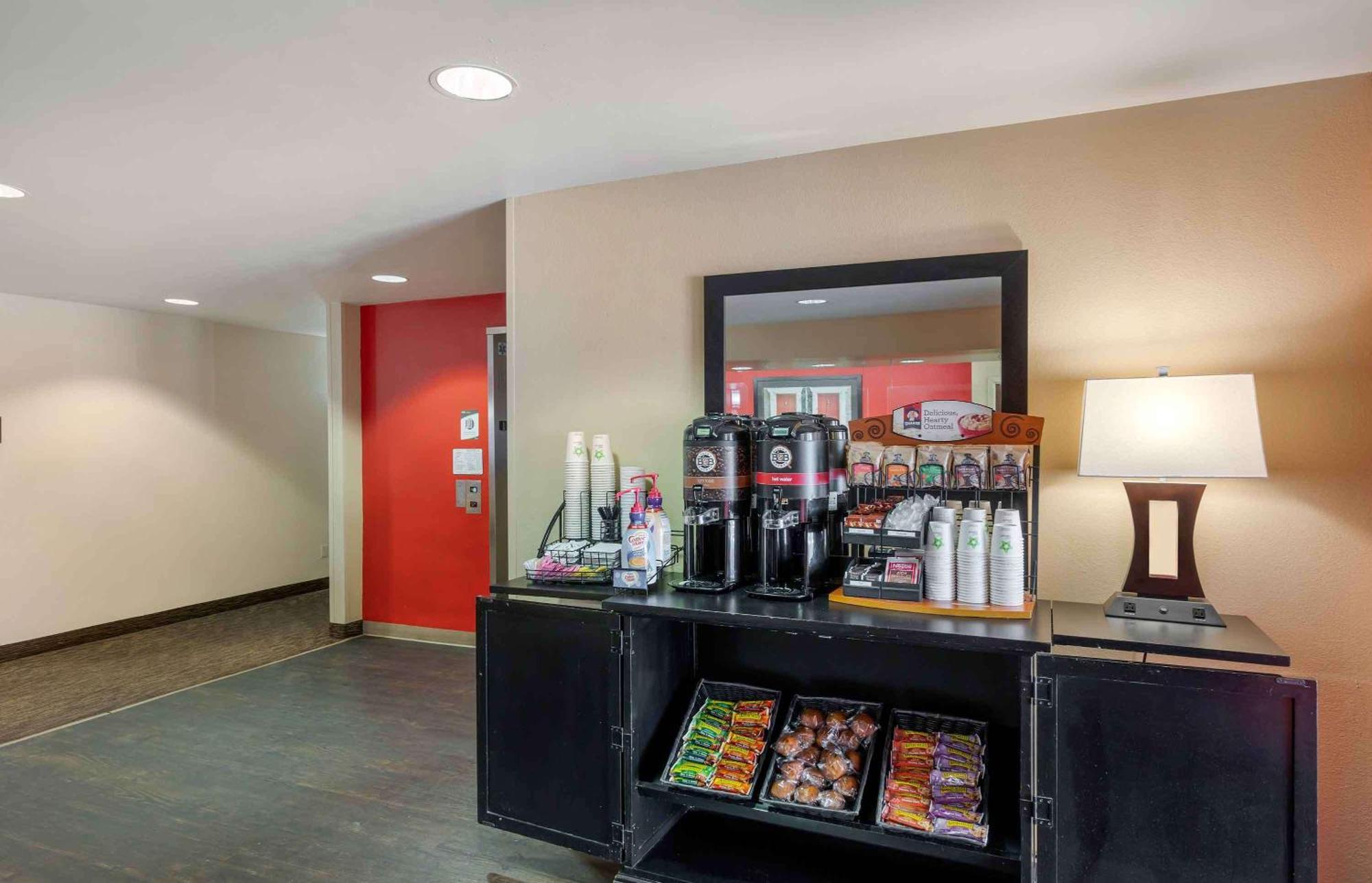 Extended Stay America Suites - Santa Barbara - Calle Real Goleta Kültér fotó