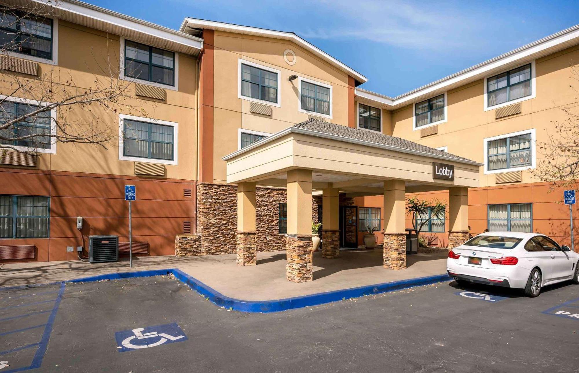 Extended Stay America Suites - Santa Barbara - Calle Real Goleta Kültér fotó