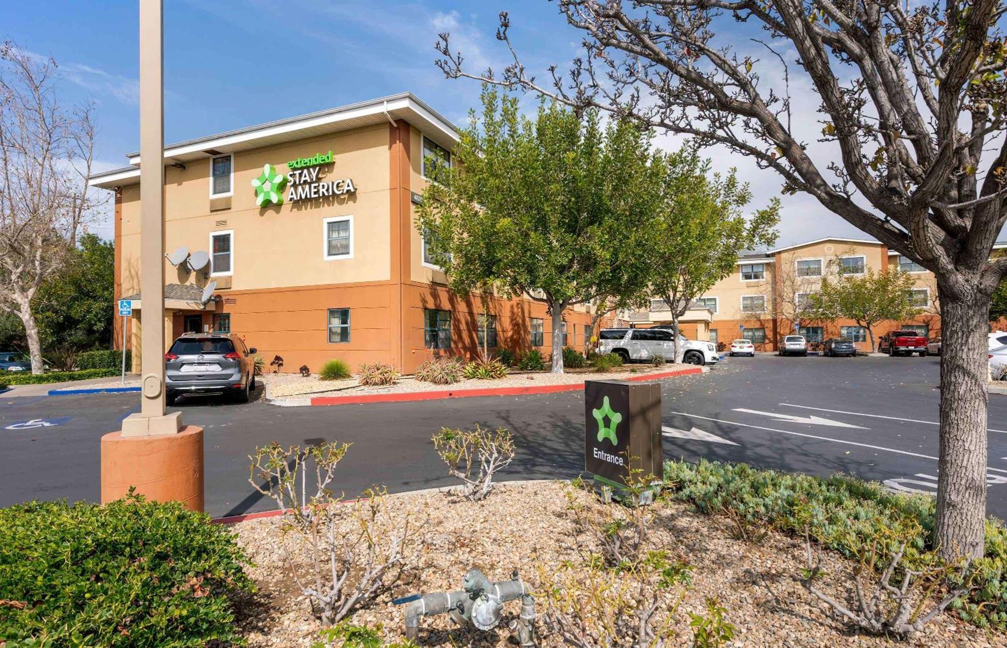 Extended Stay America Suites - Santa Barbara - Calle Real Goleta Kültér fotó