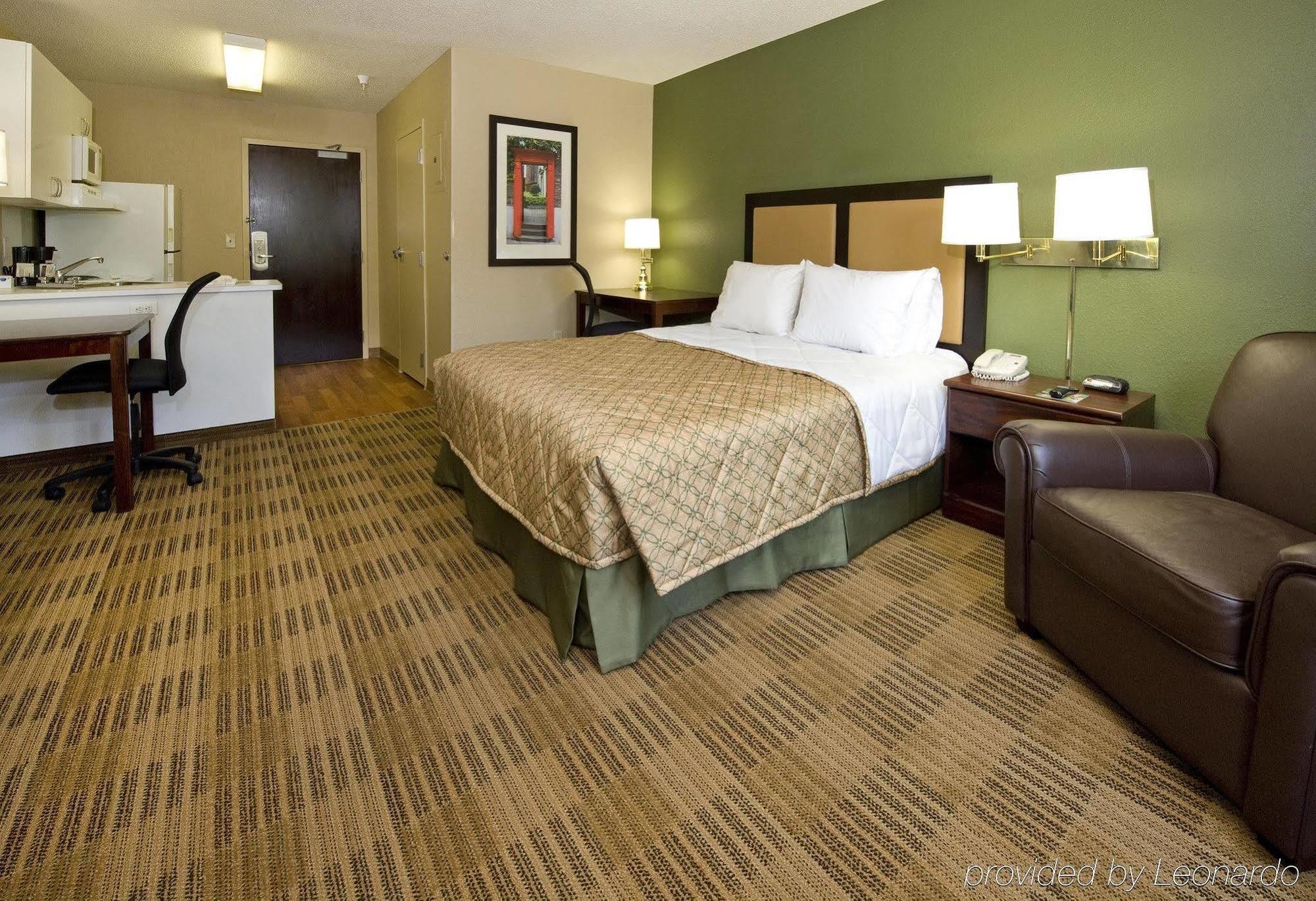 Extended Stay America Suites - Santa Barbara - Calle Real Goleta Szoba fotó